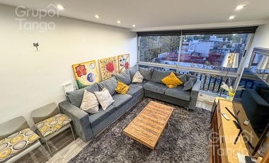 Venta PH Villa Urquiza Frente 3 ambientes Cochera 4 pisos