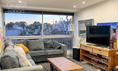 Venta PH Villa Urquiza Frente 3 ambientes Cochera 4 pisos