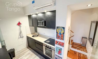 Venta PH Villa Urquiza Frente 3 ambientes Cochera 4 pisos