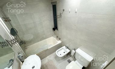 Venta PH Villa Urquiza Frente 3 ambientes Cochera 4 pisos