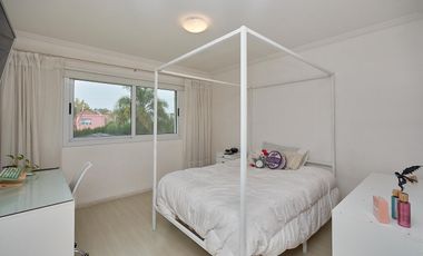 Casa Amoblada en Alquiler Anual en Santa Barbara!