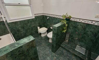 Casa Amoblada en Alquiler Anual en Santa Barbara!