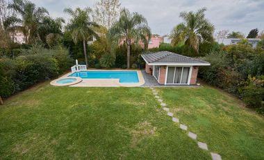 Casa Amoblada en Alquiler Anual en Santa Barbara!