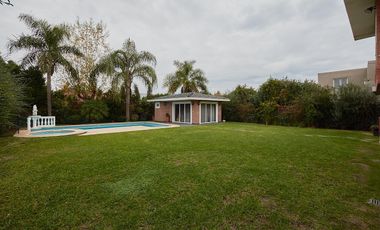 Casa Amoblada en Alquiler Anual en Santa Barbara!
