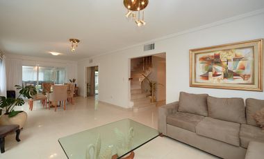 Casa Amoblada en Alquiler Anual en Santa Barbara!