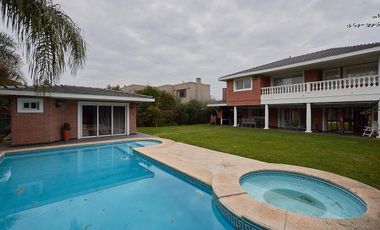 Casa Amoblada en Alquiler Anual en Santa Barbara!