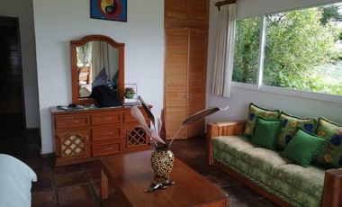 OPORTUNIDAD!! ESTUPENDA CASA A LA VENTA  EN 