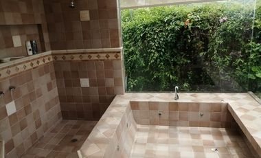 OPORTUNIDAD!! ESTUPENDA CASA A LA VENTA  EN 