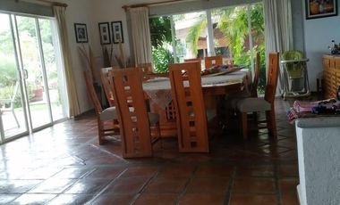OPORTUNIDAD!! ESTUPENDA CASA A LA VENTA EN 