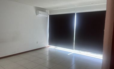 Casa en Renta en Lomas de Gran Jardín