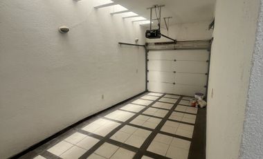 Casa en Renta en Lomas de Gran Jardín