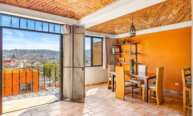 Casa en Venta en San Miguel – Rooftop, Garaje y a 15 Minutos del Centro