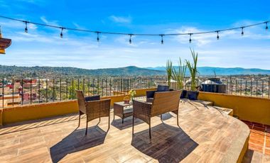 Casa en Venta en San Miguel – Rooftop, Garaje y a 15 Minutos del Centro