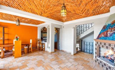 Casa en Venta en San Miguel – Rooftop, Garaje y a 15 Minutos del Centro