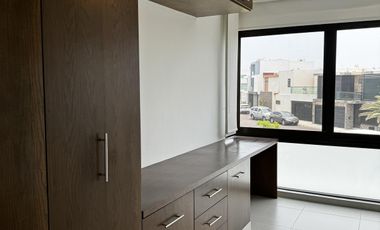 CASA CON ALBERCA Y PANELES VENTA/RENTA EN LOMAS DEL SOL