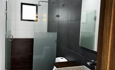 CASA CON ALBERCA Y PANELES VENTA/RENTA EN LOMAS DEL SOL
