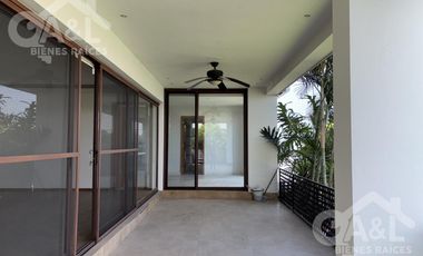 Residencia en Fraccionamiento Bosques de Niebla
