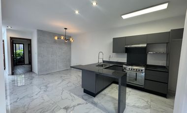 CASA EN VENTA/RENTA EN LOMAS DE LA RIOJA/ PINTORES