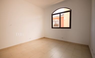 VENTA DE CASA DE ESQUINA NUEVA EN COSTA SUR