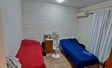 Departamento Tipo Casa en venta en Villa Adelina