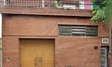 Departamento Tipo Casa en venta en Villa Adelina