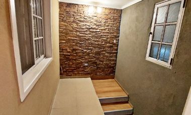 Departamento Tipo Casa en venta en Villa Adelina