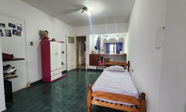 CASA CON DPTO EN PLANTA ALTA-APTA CRÉDITO CAPITAL
