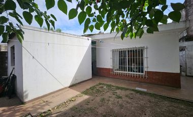 VENTA CASA-3 AMB-SAN MIGUEL