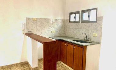 VENTA DEPARTAMENTO CON COCHERA Y BALCON 25 DE MAYO