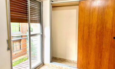 VENTA DEPARTAMENTO CON COCHERA Y BALCON 25 DE MAYO
