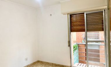 VENTA DEPARTAMENTO CON COCHERA Y BALCON 25 DE MAYO