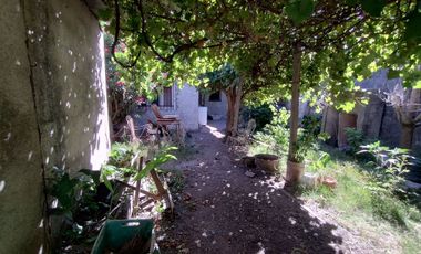 Venta casa 3 ambientes con cochera en Varela