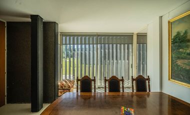 VENTA IMPONENTE CASA 7 AMB.  BARRIO SAN JOAQUIN