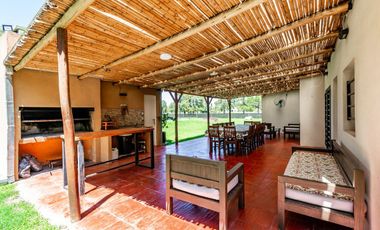VENTA CASA 4 AMB CLUB DE CAMPO 