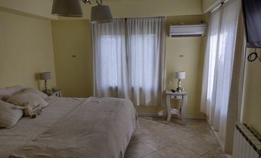 Preciosa casa en venta en la paz de Parque Sakura
