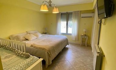 Preciosa casa en venta en la paz de Parque Sakura
