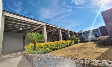 Salón de Fiestas en Venta en Salida a Mil Cumbres, Morelia