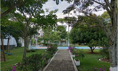 CASA CAMPESTRE AMPLIA