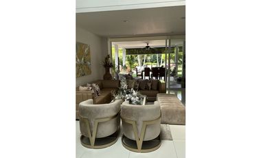 CASA CAMPESTRE AMPLIA