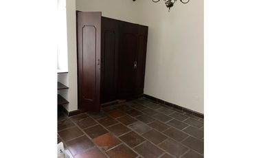 CASA INDEPENDIENTE EN PANCE CON PISCINA Y RODEADA DE VERDE