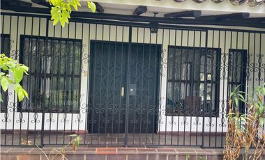CASA INDEPENDIENTE EN PANCE CON PISCINA Y RODEADA DE VERDE