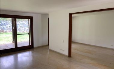 CASA CAMPESTRE EN UNIDAD CERRADA