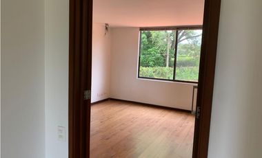 CASA CAMPESTRE EN UNIDAD CERRADA
