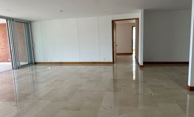 MODERNO APARTAMENTO CON VISTA A CALI