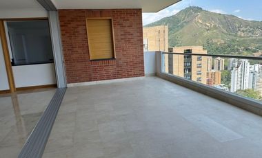 MODERNO APARTAMENTO CON VISTA A CALI