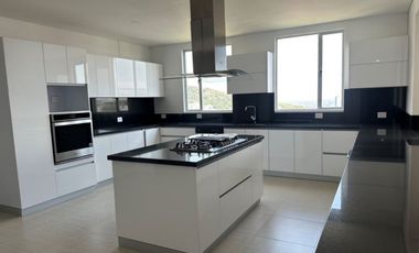 MODERNO APARTAMENTO CON VISTA A CALI