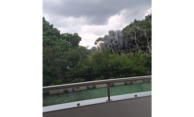 APARTAMENTO CON VISTA A ZONA VERDE