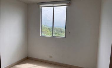 APARTAMENTO EN CIUDAD GUABINAS CON VISTA A LAS MONTAÑAS