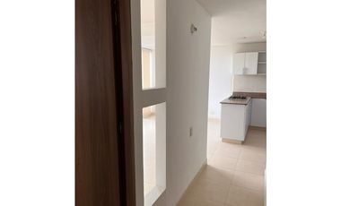 APARTAMENTO EN CIUDAD GUABINAS CON VISTA A LAS MONTAÑAS