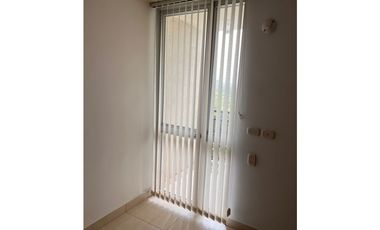 APARTAMENTO EN CIUDAD GUABINAS CON VISTA A LAS MONTAÑAS